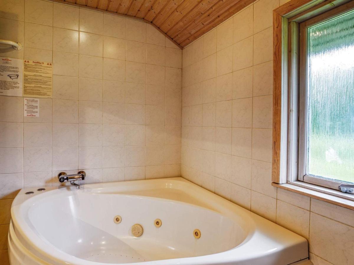 10 Person Holiday Home In Dannemare מראה חיצוני תמונה